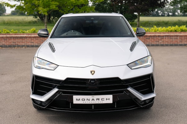 Used Lamborghini Urus 2023 for sale - 74911036: Photo 8