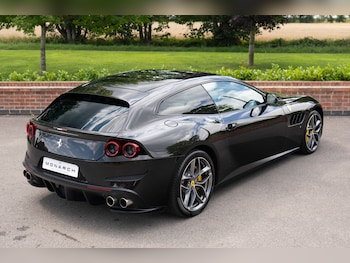 Used Ferrari GTC4Lusso 2018 for sale - 75454217: Photo