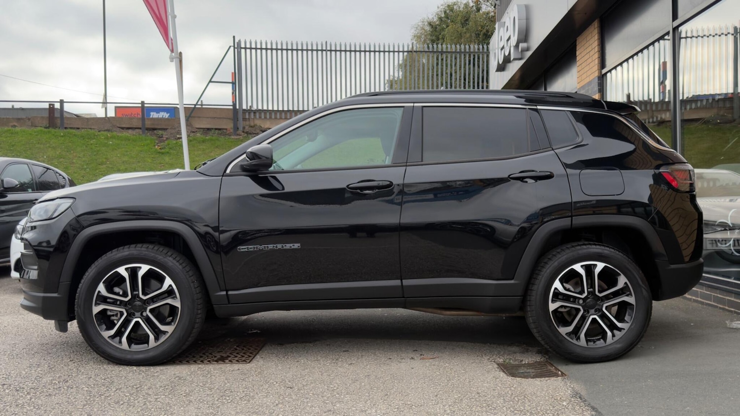 Used Jeep Compass 2024 for sale - 76227708: Photo 3
