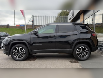 Used Jeep Compass 2024 for sale - 76227708: Photo 3