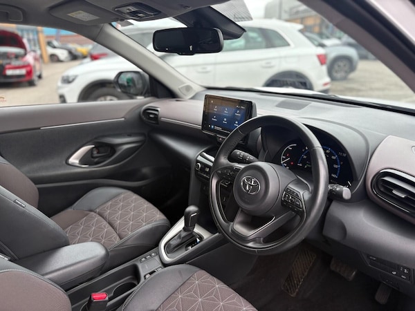 Used Toyota Yaris Cross 2022 for sale - 76094340: Photo 15