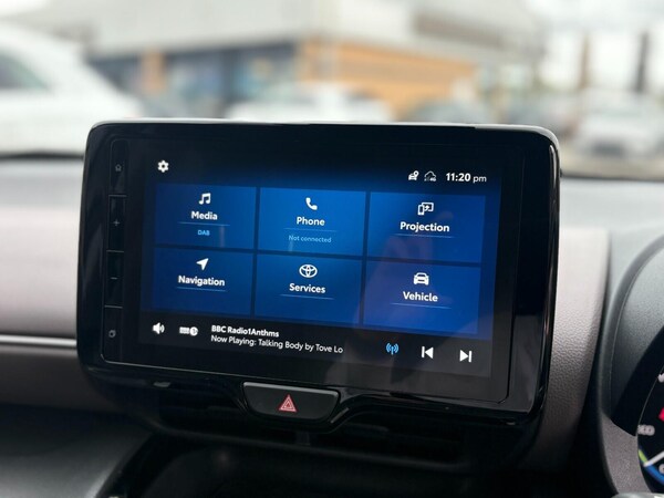Used Toyota Yaris Cross 2022 for sale - 76094340: Photo 18