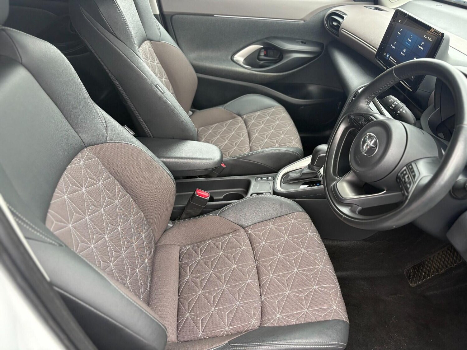 Used Toyota Yaris Cross 2022 for sale - 76094340: Photo 26