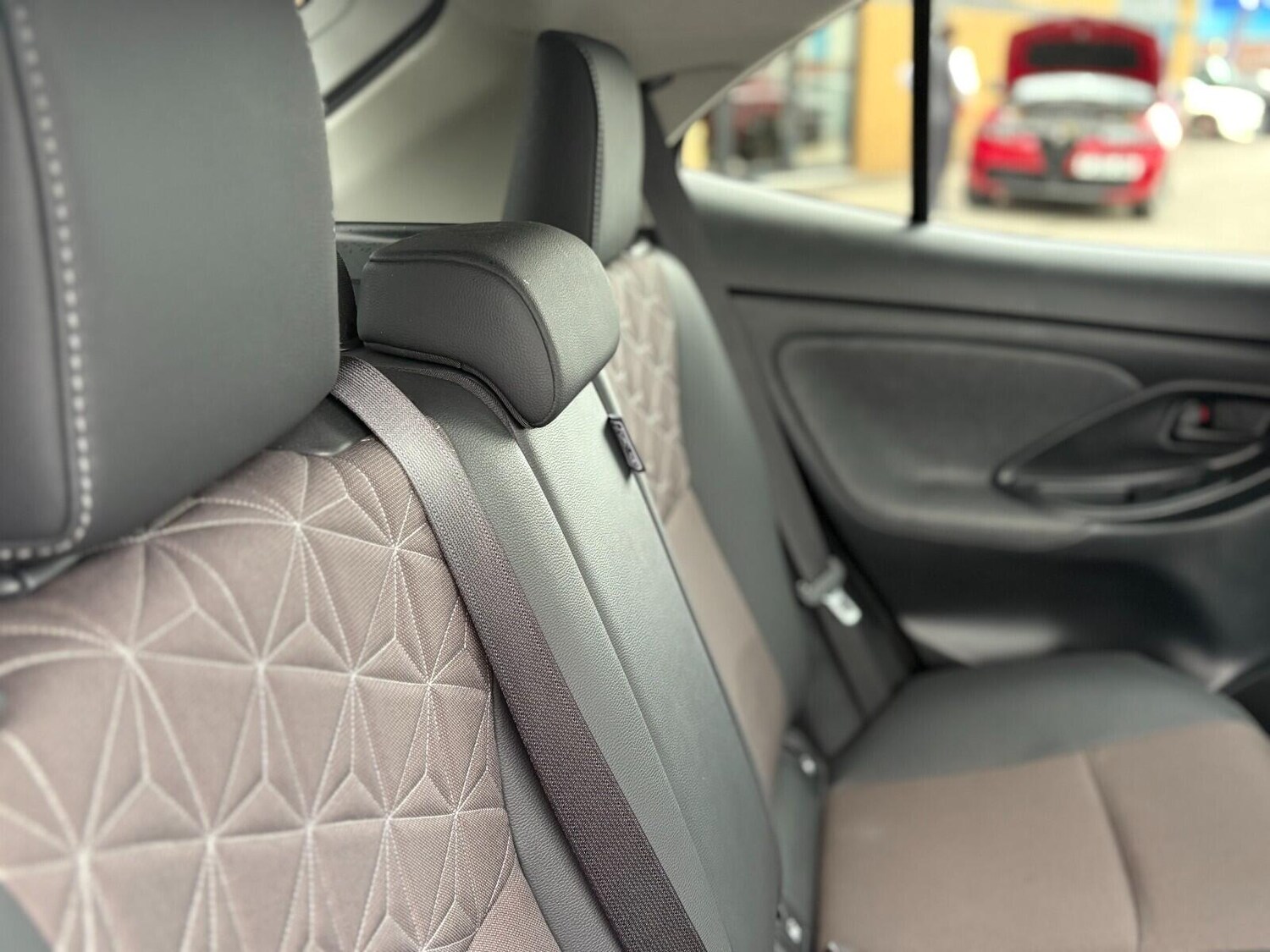 Used Toyota Yaris Cross 2022 for sale - 76094340: Photo 30