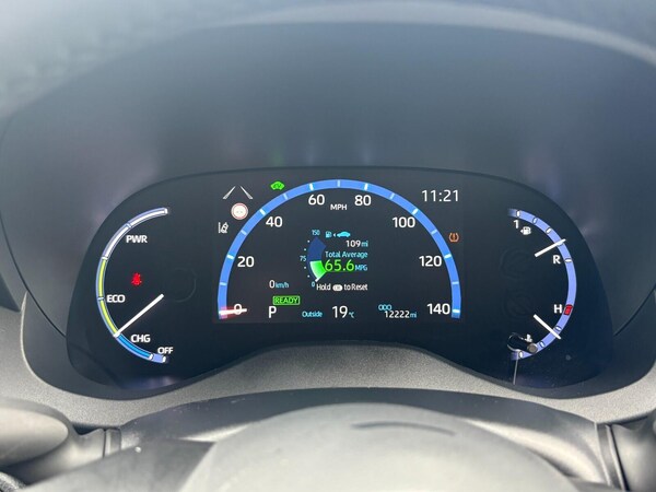 Used Toyota Yaris Cross 2022 for sale - 76094340: Photo 40