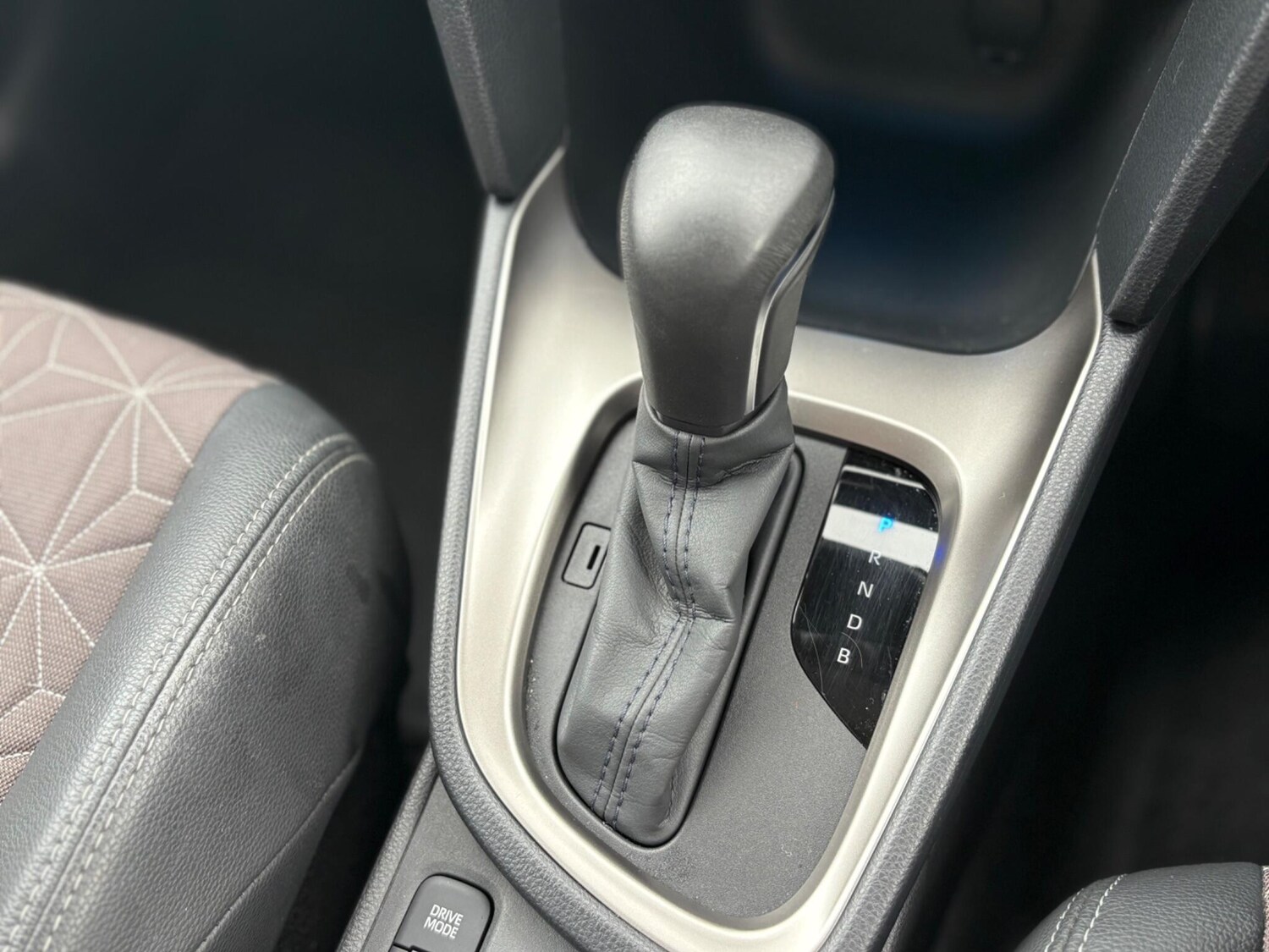 Used Toyota Yaris Cross 2022 for sale - 76094340: Photo 53