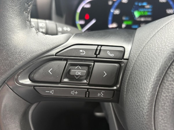 Used Toyota Yaris Cross 2022 for sale - 76094340: Photo 57