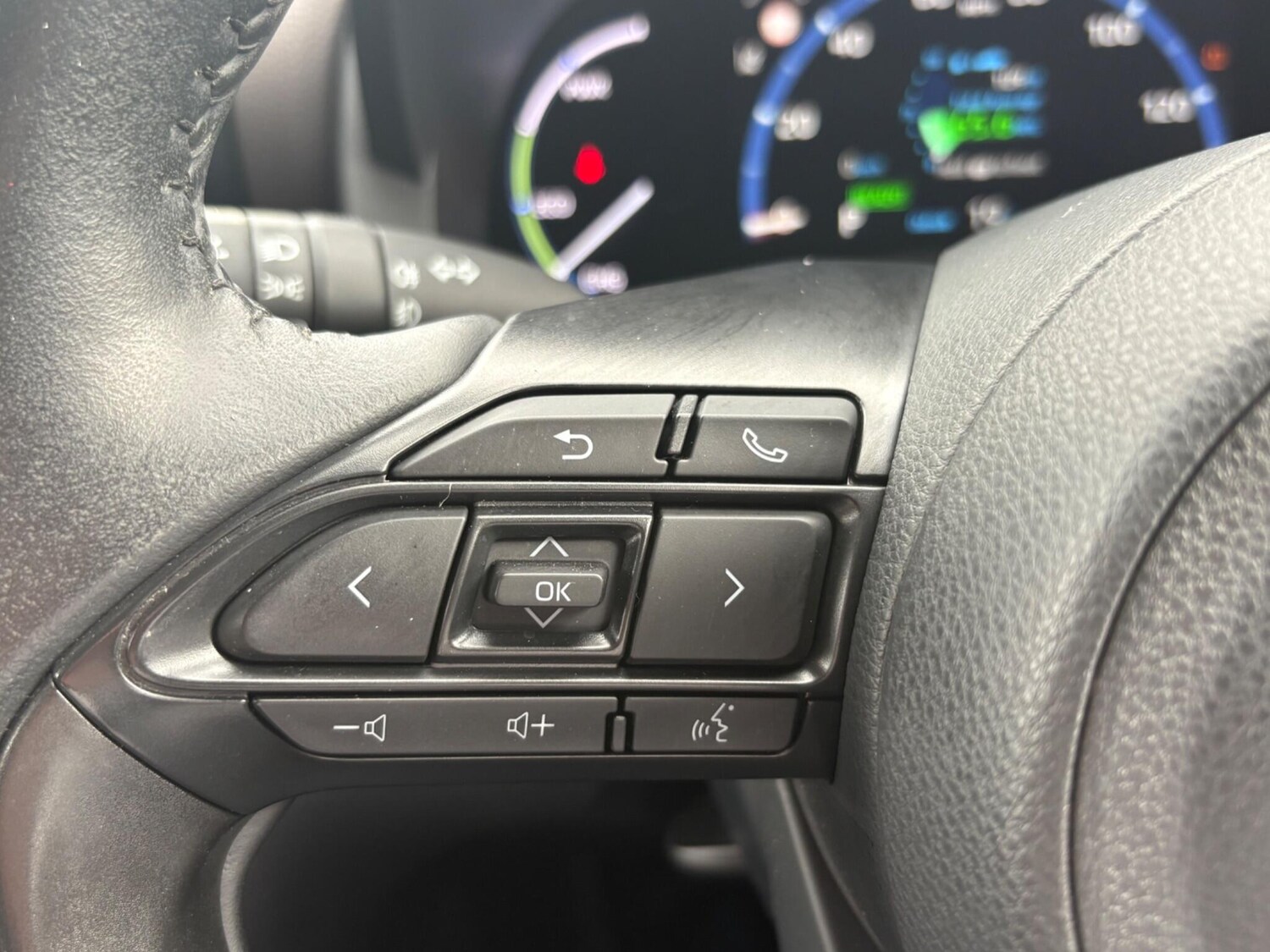 Used Toyota Yaris Cross 2022 for sale - 76094340: Photo 62