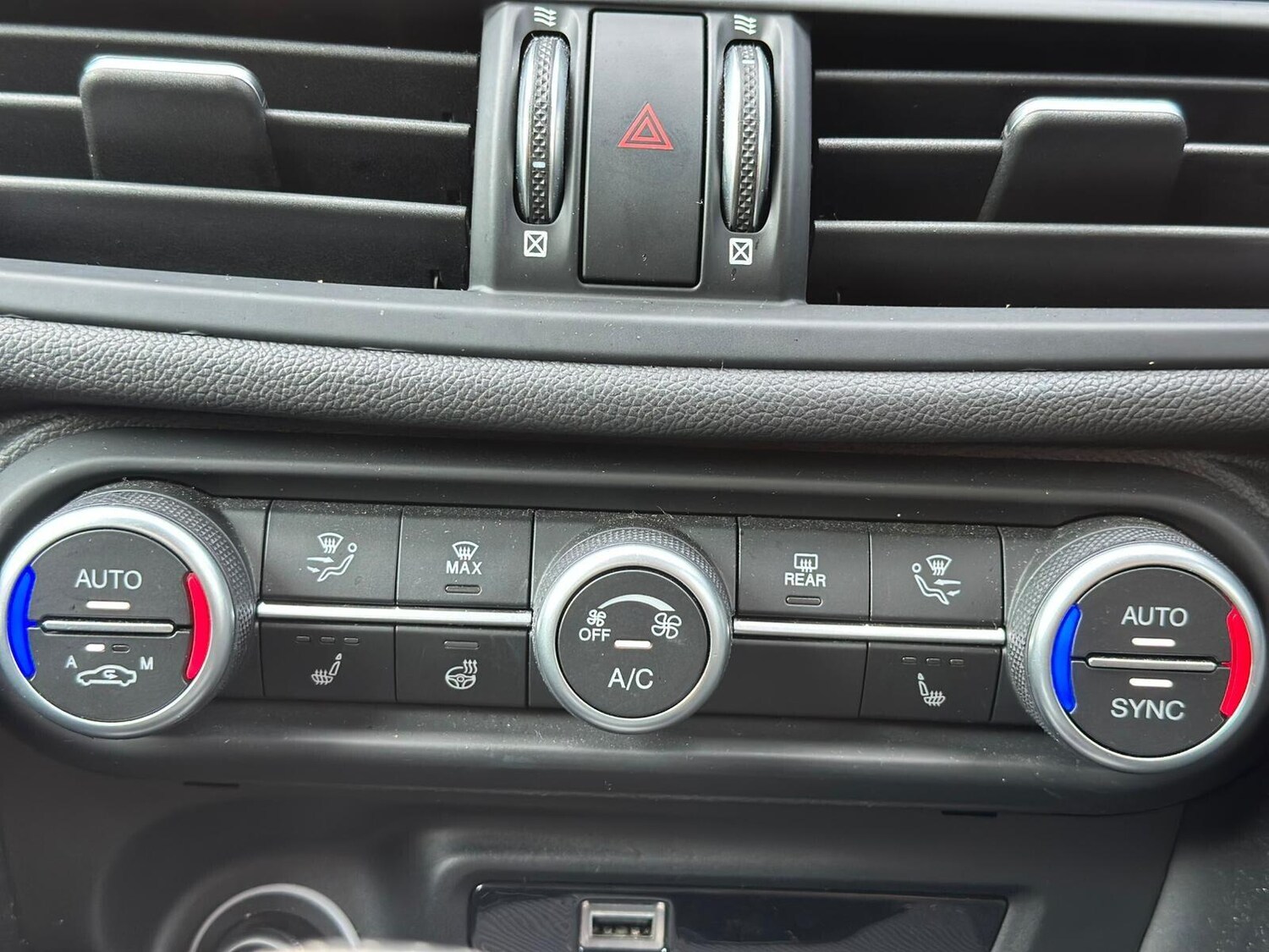 Used Alfa Romeo Giulia 2020 for sale - 77455235: Photo 27