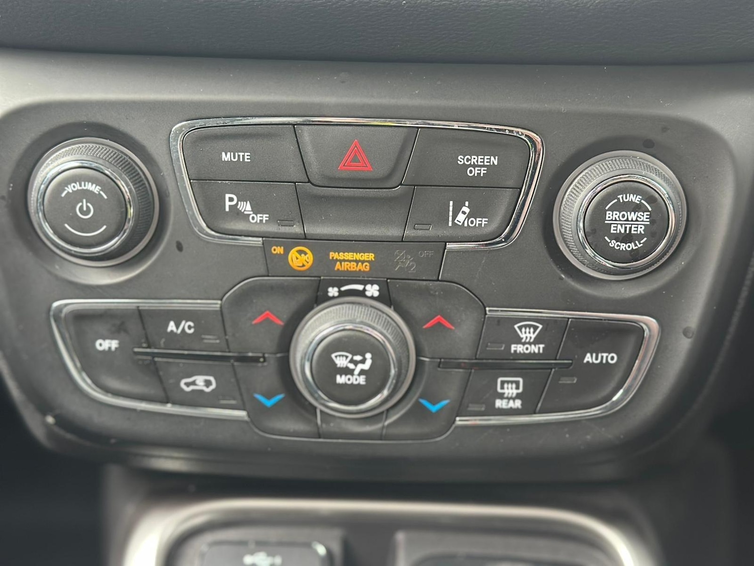 Used Jeep Compass 2021 for sale - 76759763: Photo 24