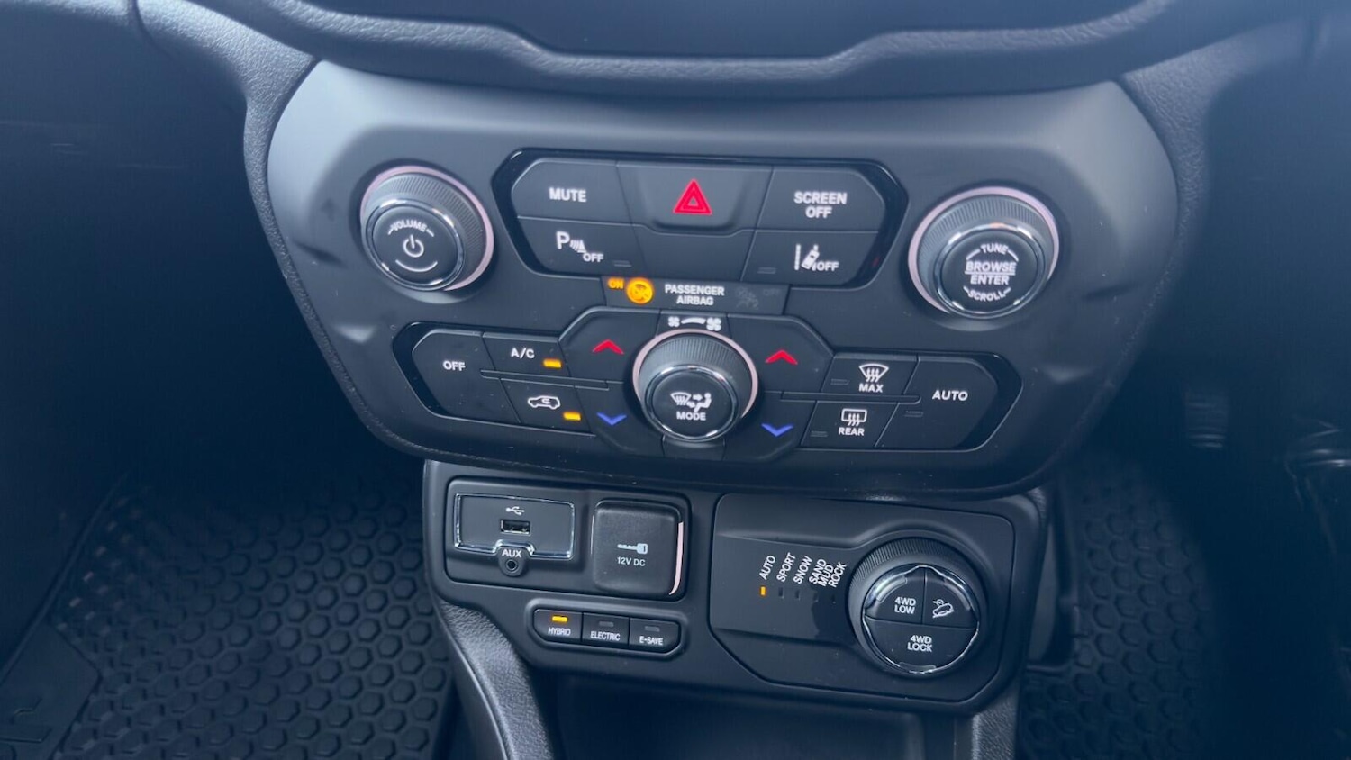 Used Jeep Renegade 2025 for sale - 76573708: Photo 23