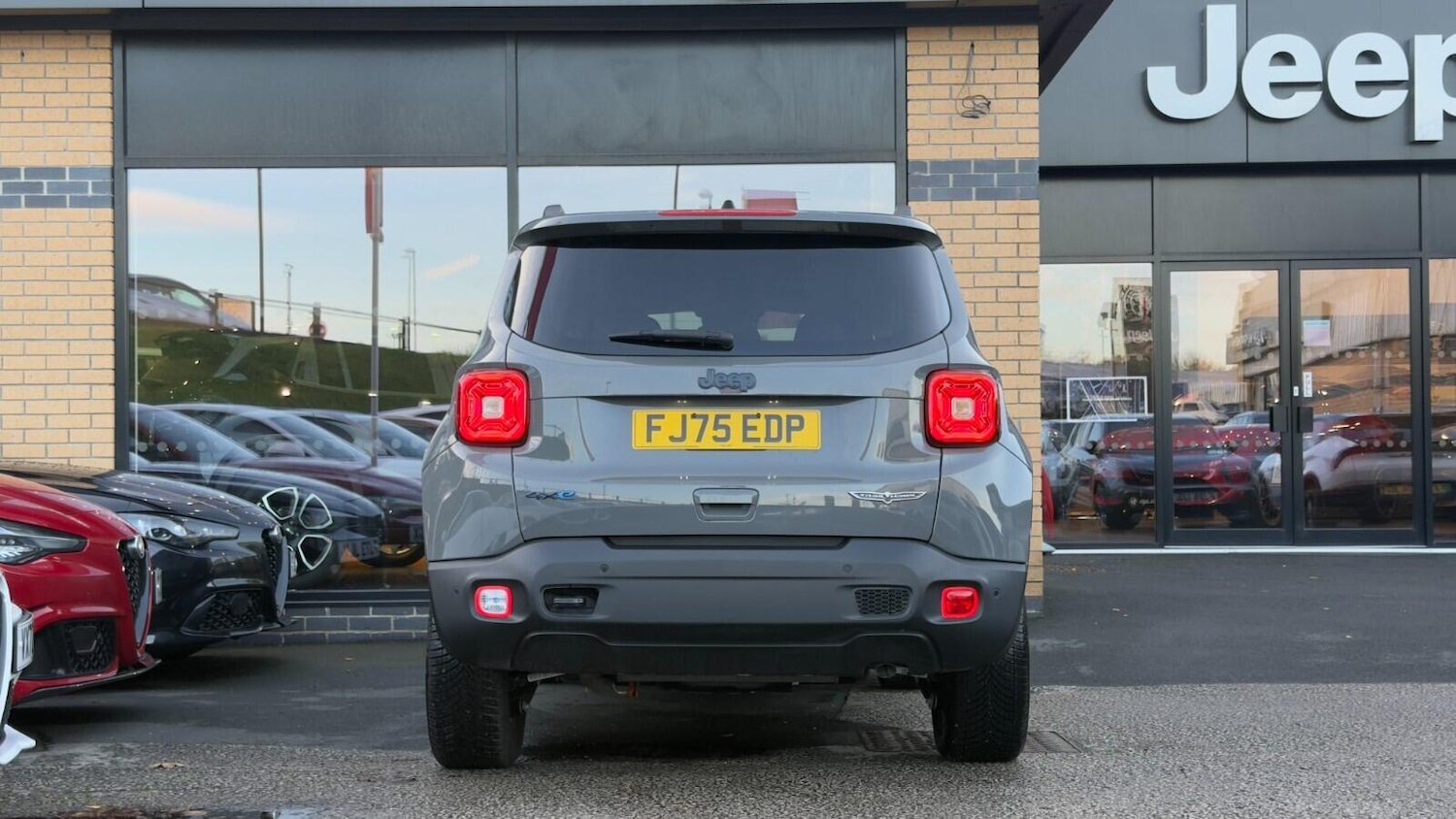 Used Jeep Renegade 2025 for sale - 76573708: Photo 4