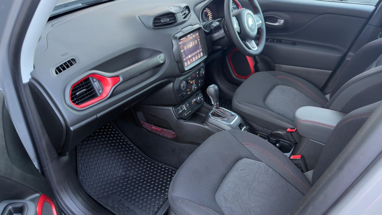 Used Jeep Renegade 2025 for sale - 76573708: Photo 69