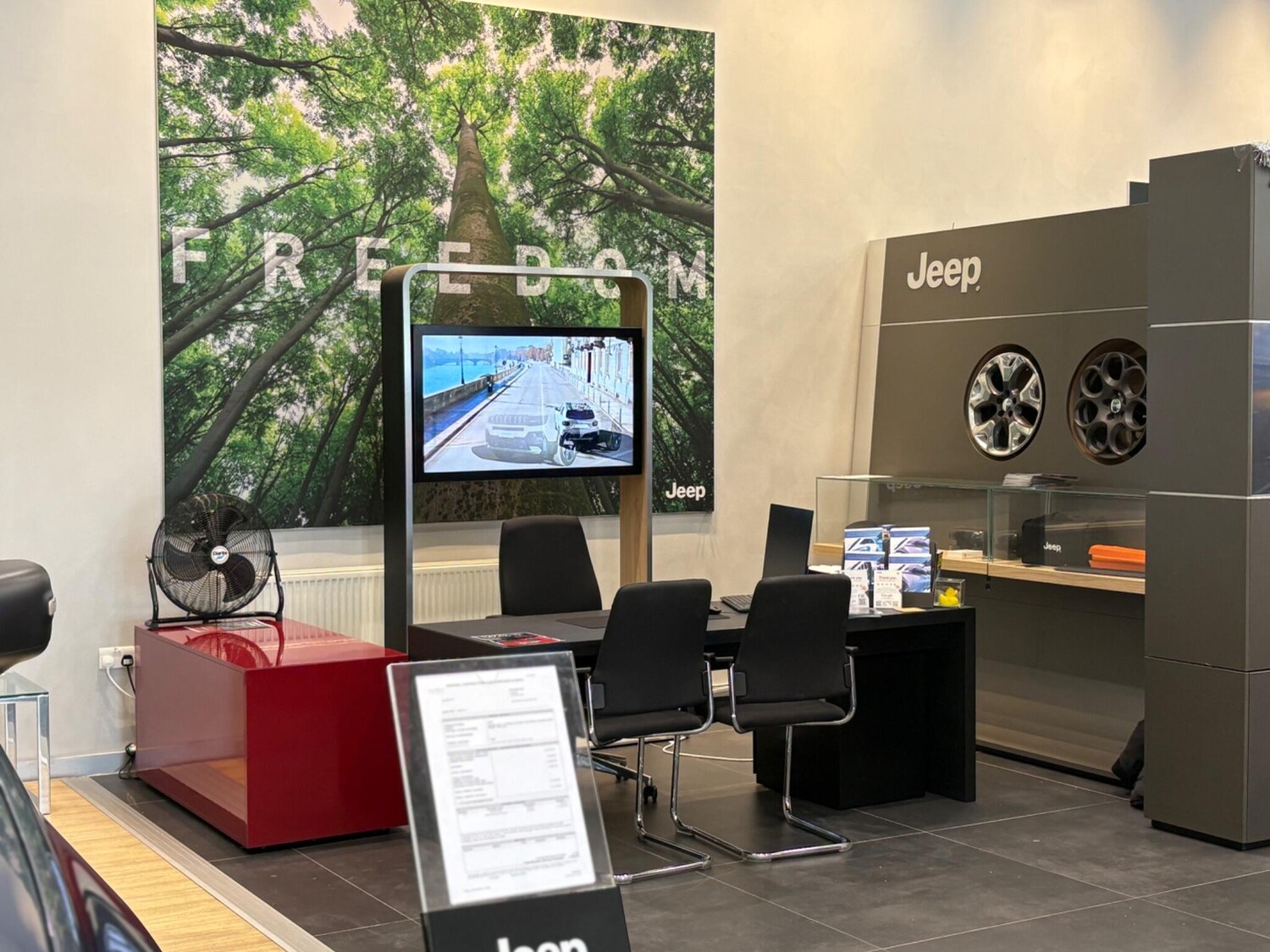 Used Jeep Compass 2024 for sale - 75825861: Photo 42