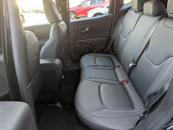 Used Jeep Renegade 2021 for sale - 75825720: Photo 14
