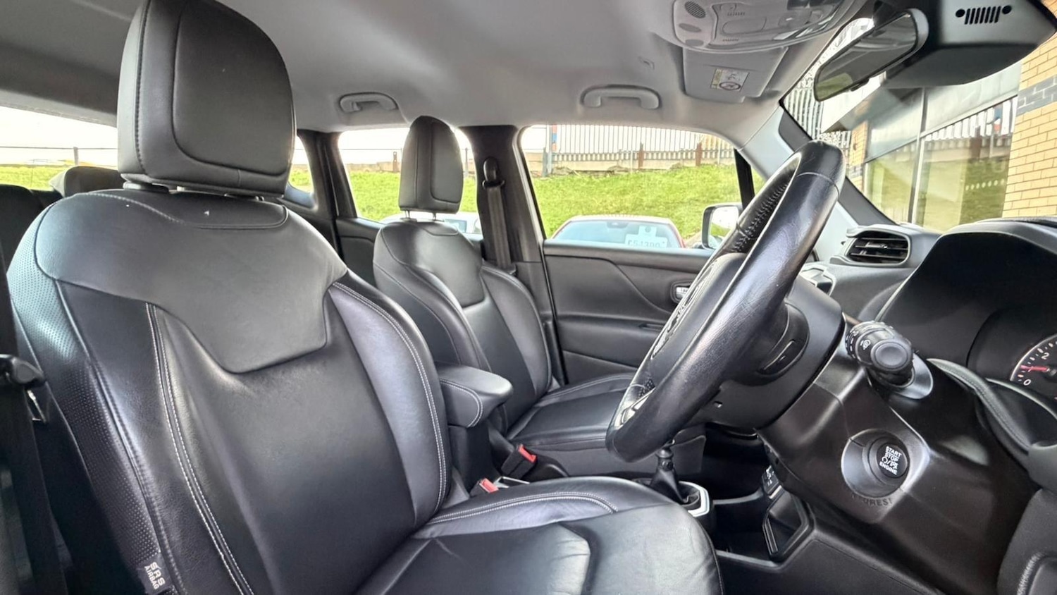 Used Jeep Renegade 2019 for sale - 76597138: Photo 33