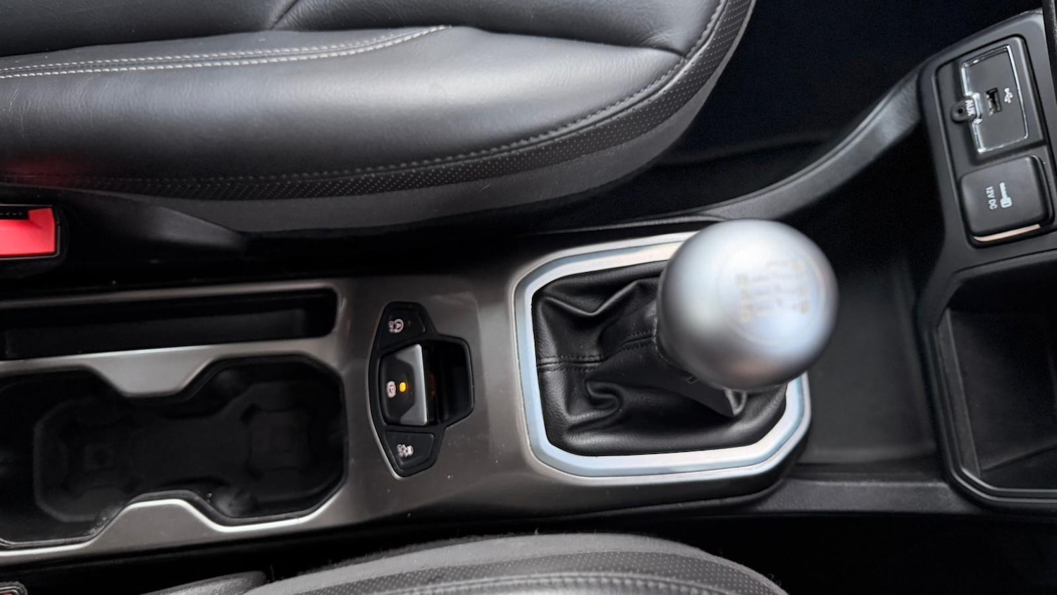 Used Jeep Renegade 2019 for sale - 76597138: Photo 53