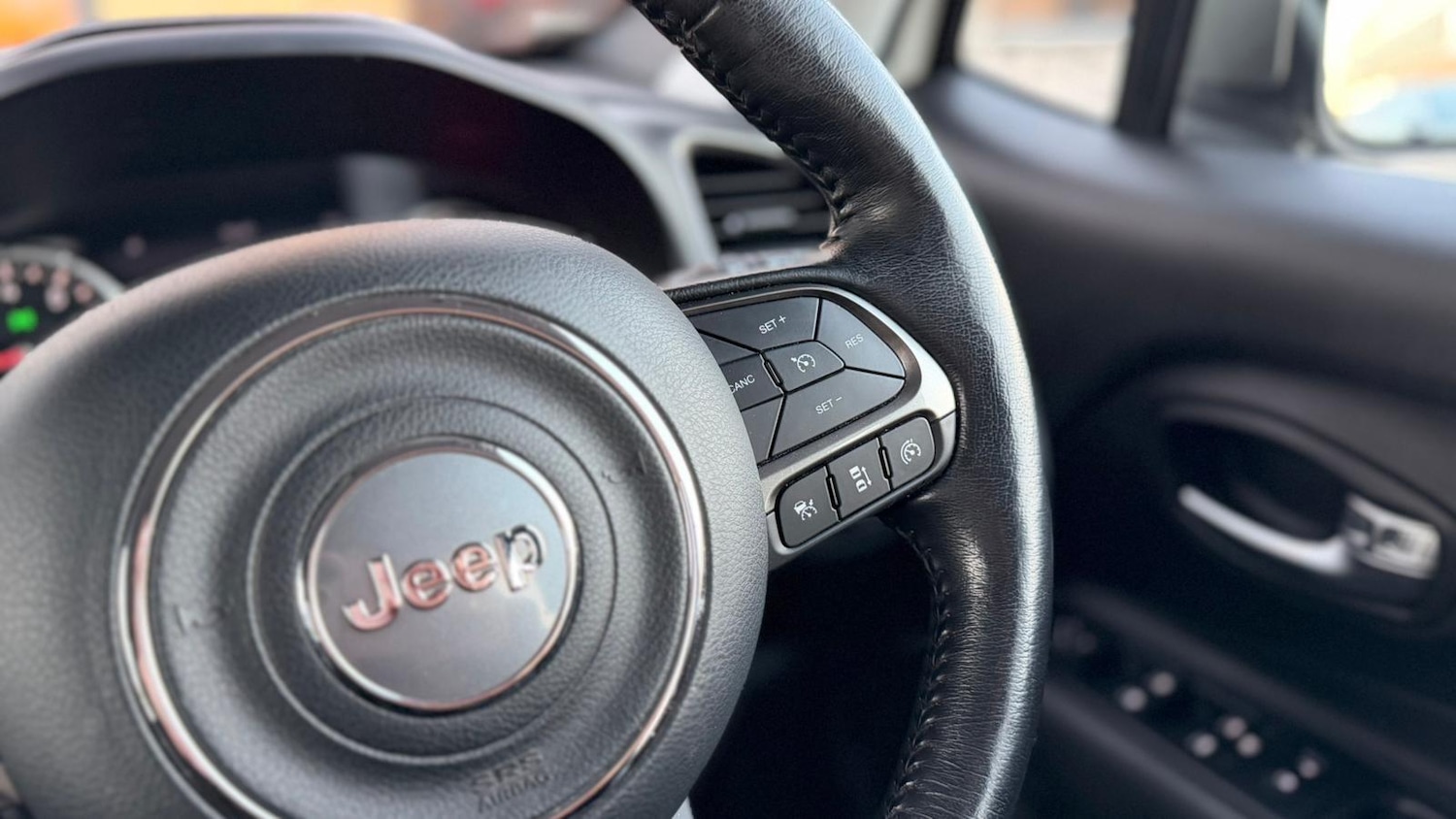 Used Jeep Renegade 2019 for sale - 76597138: Photo 74
