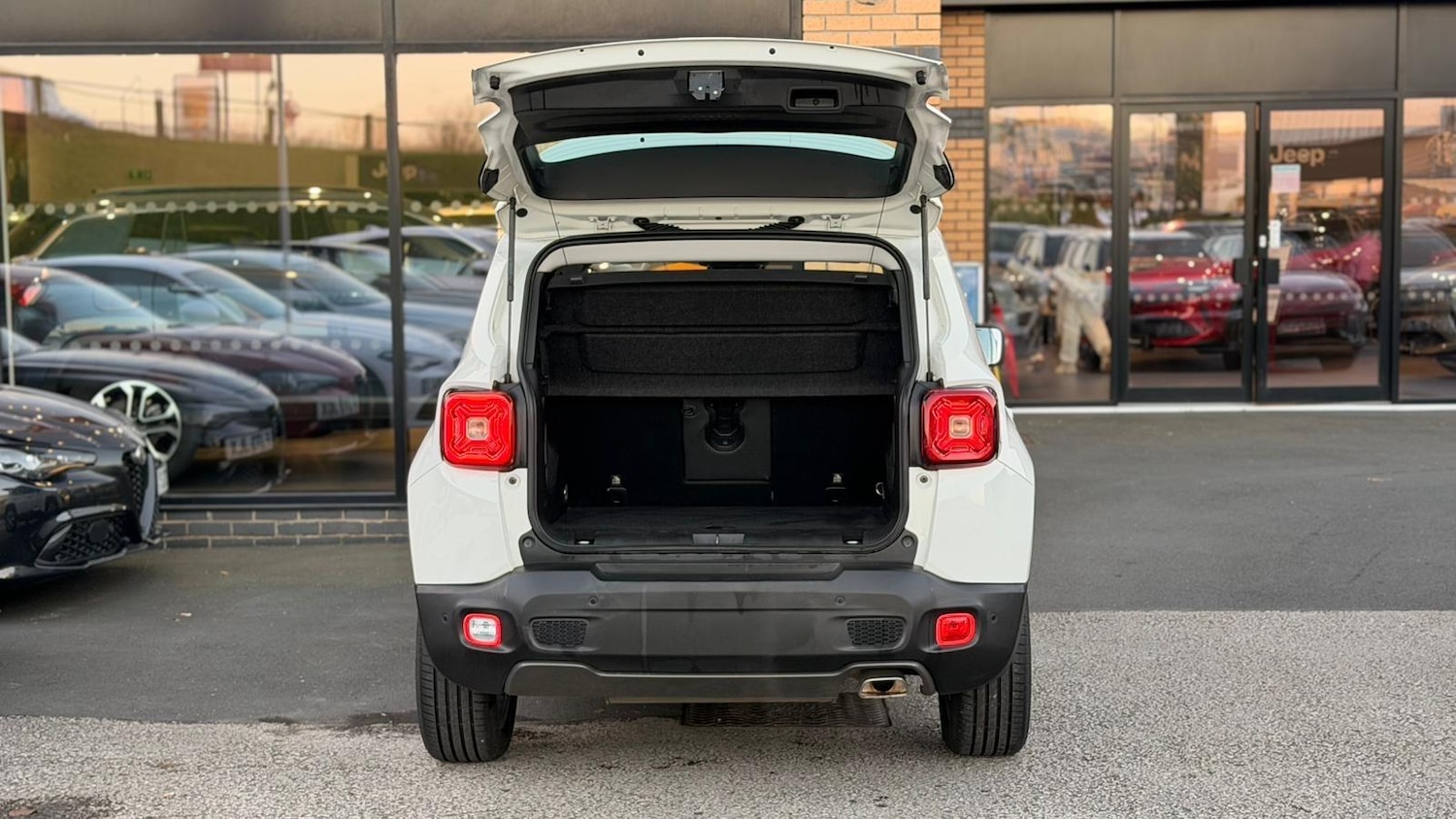 Used Jeep Renegade 2019 for sale - 76597138: Photo 78
