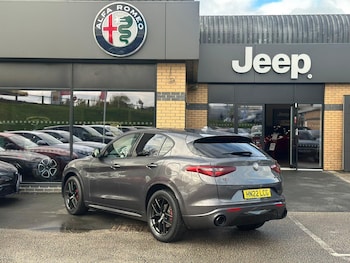Used Alfa Romeo Stelvio 2022 for sale - 76318081: Photo 2