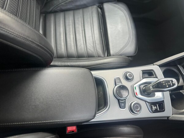 Used Alfa Romeo Stelvio 2022 for sale - 76318081: Photo 67
