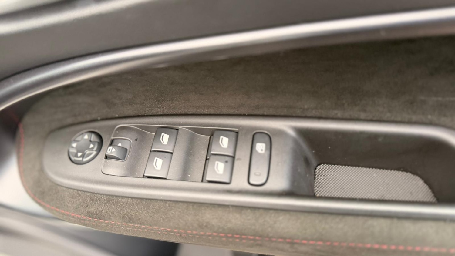 Used Alfa Romeo Junior 2025 for sale - 76632967: Photo 26