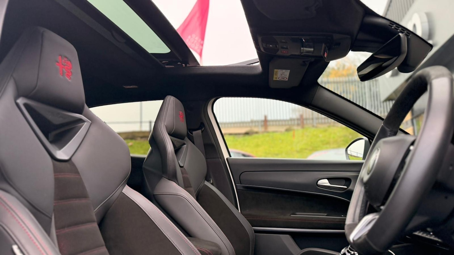 Used Alfa Romeo Junior 2025 for sale - 76632967: Photo 57