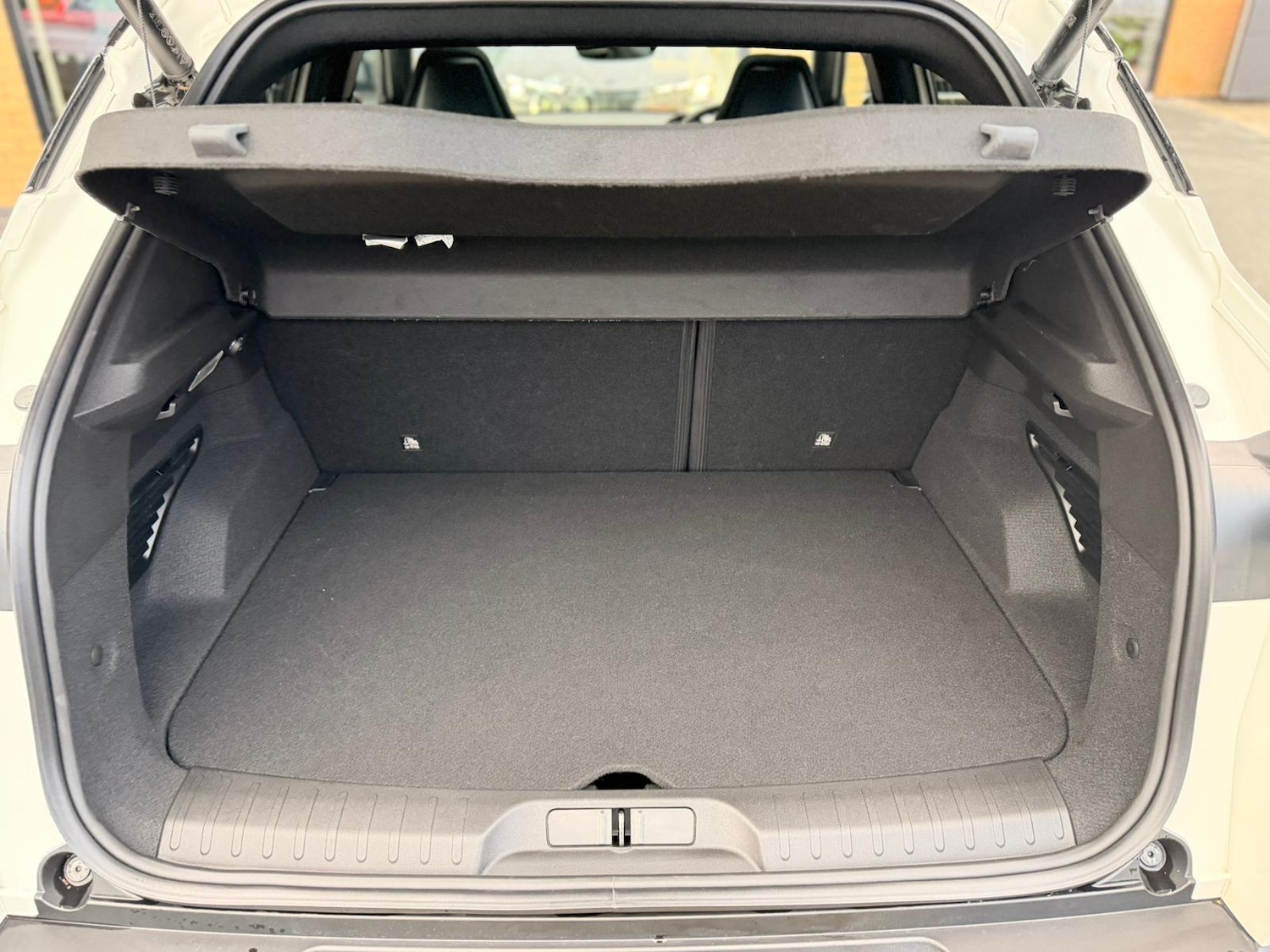 Used Alfa Romeo Junior 2025 for sale - 76632967: Photo 76