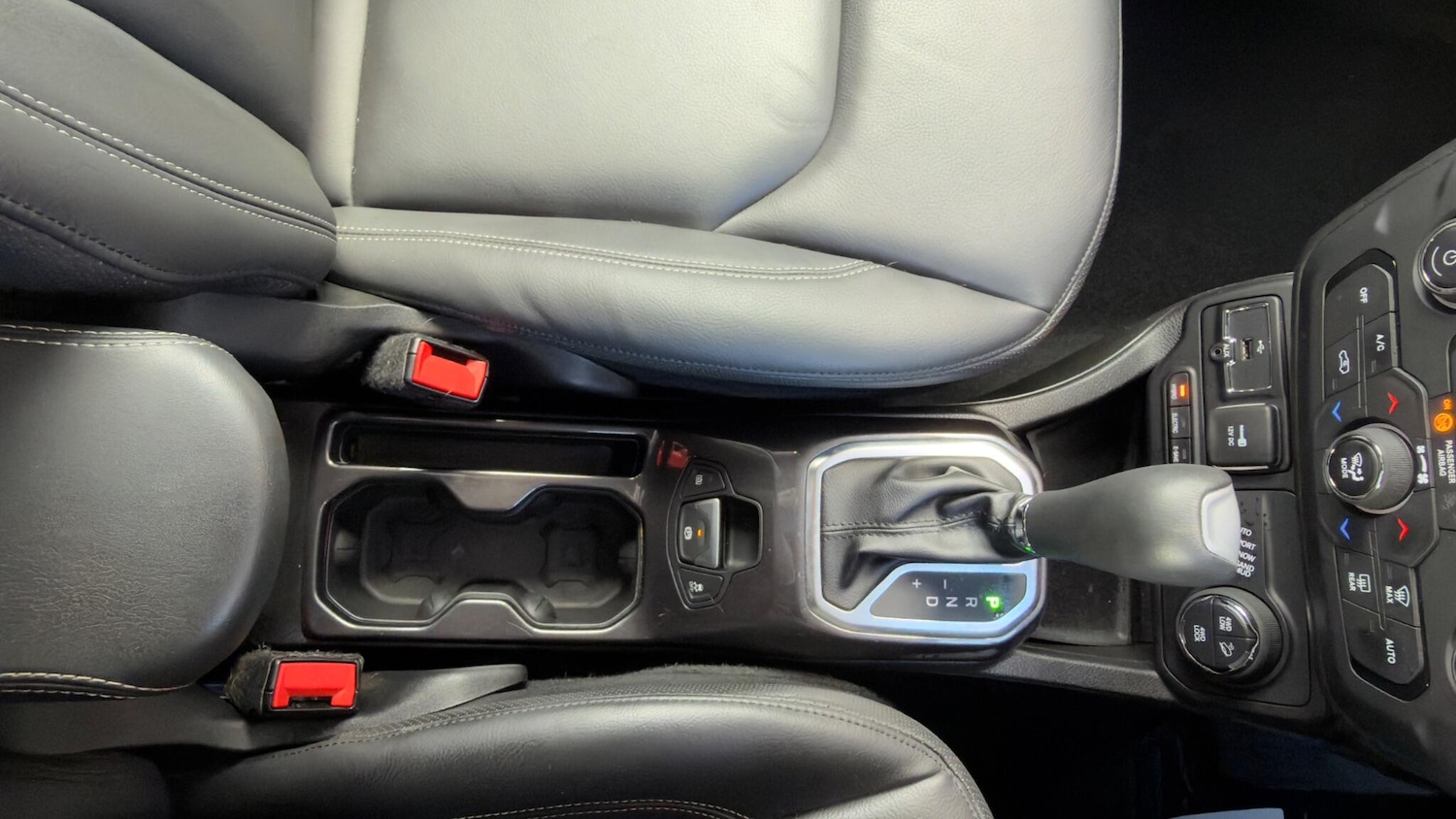 Used Jeep Renegade 2022 for sale - 76381175: Photo 14