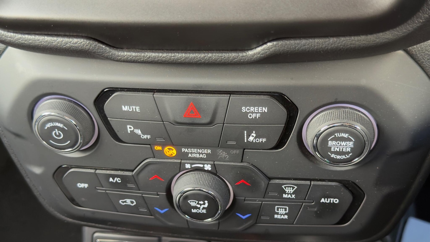 Used Jeep Renegade 2022 for sale - 76381175: Photo 22