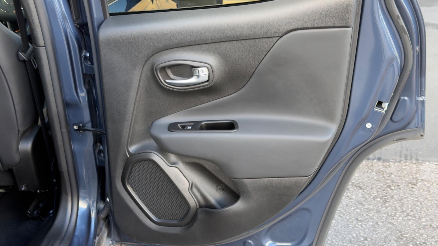 Used Jeep Renegade 2022 for sale - 76381175: Photo 25