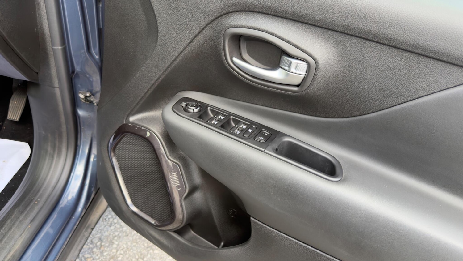 Used Jeep Renegade 2022 for sale - 76381175: Photo 26