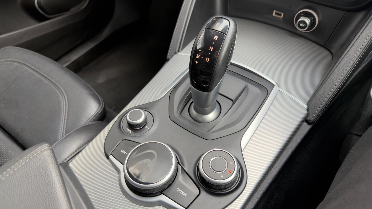 Used Alfa Romeo Stelvio 2019 for sale - 77163487: Photo 44