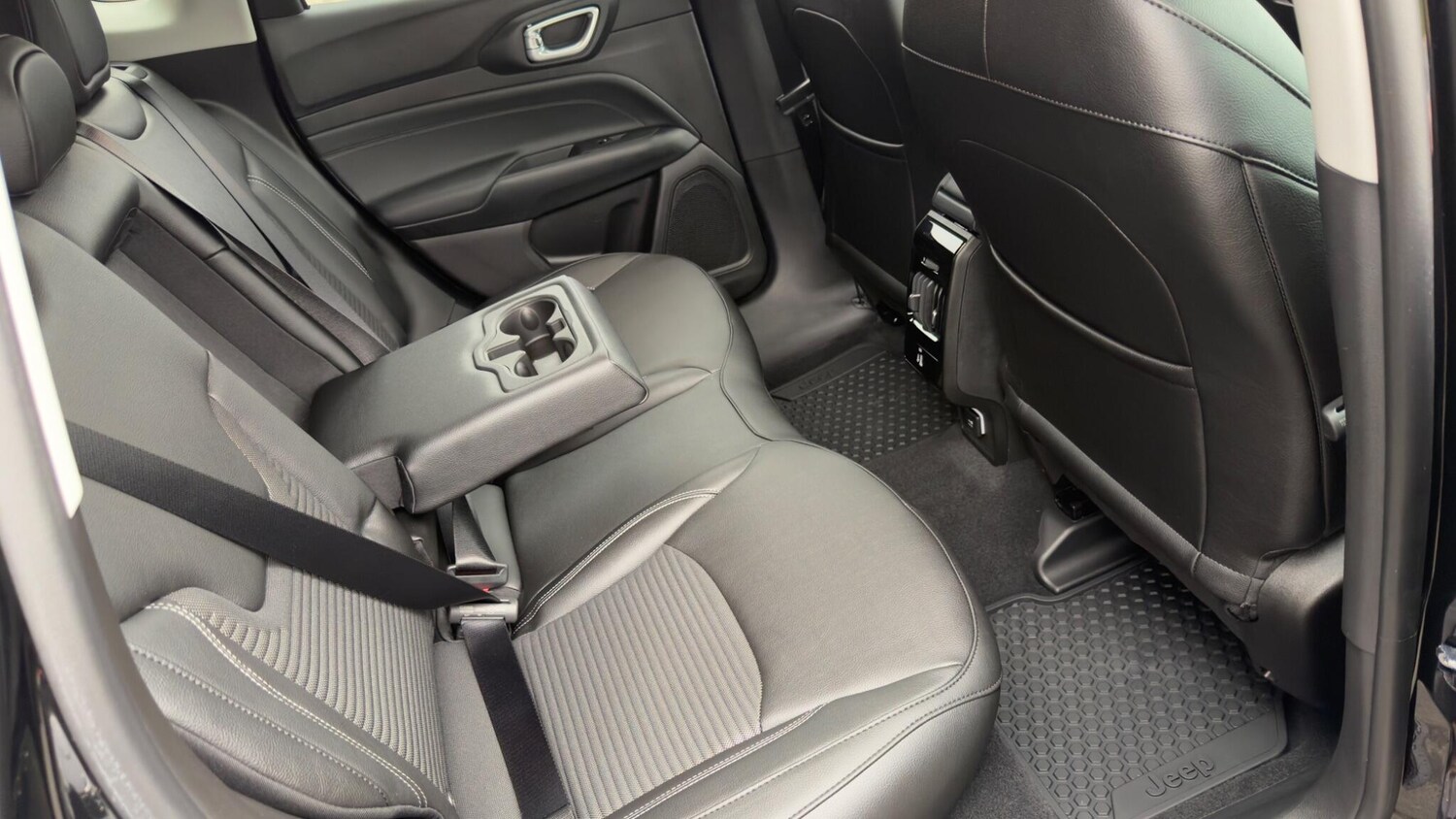 Used Jeep Compass 2024 for sale - 75825776: Photo 30