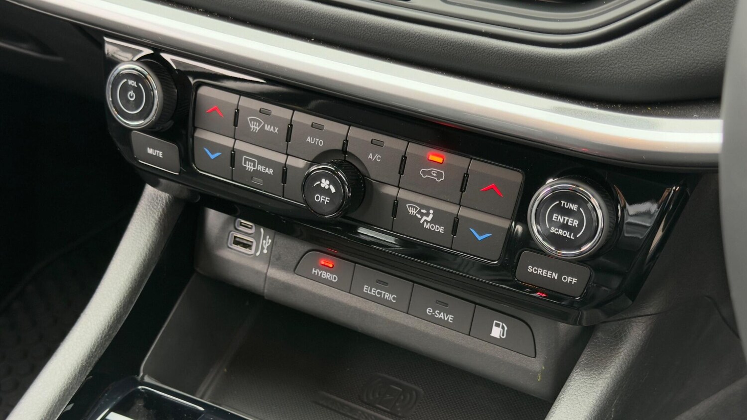 Used Jeep Compass 2024 for sale - 75825776: Photo 35