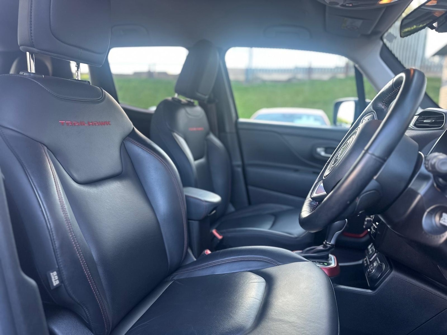 Used Jeep Renegade 2021 for sale - 76380612: Photo 24