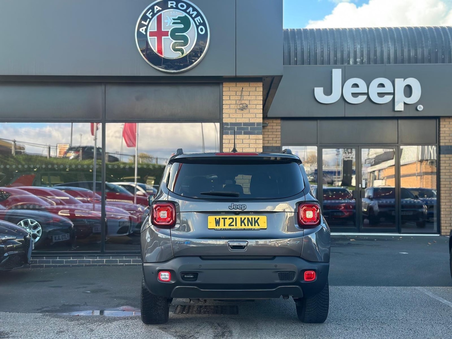 Used Jeep Renegade 2021 for sale - 76380612: Photo 3