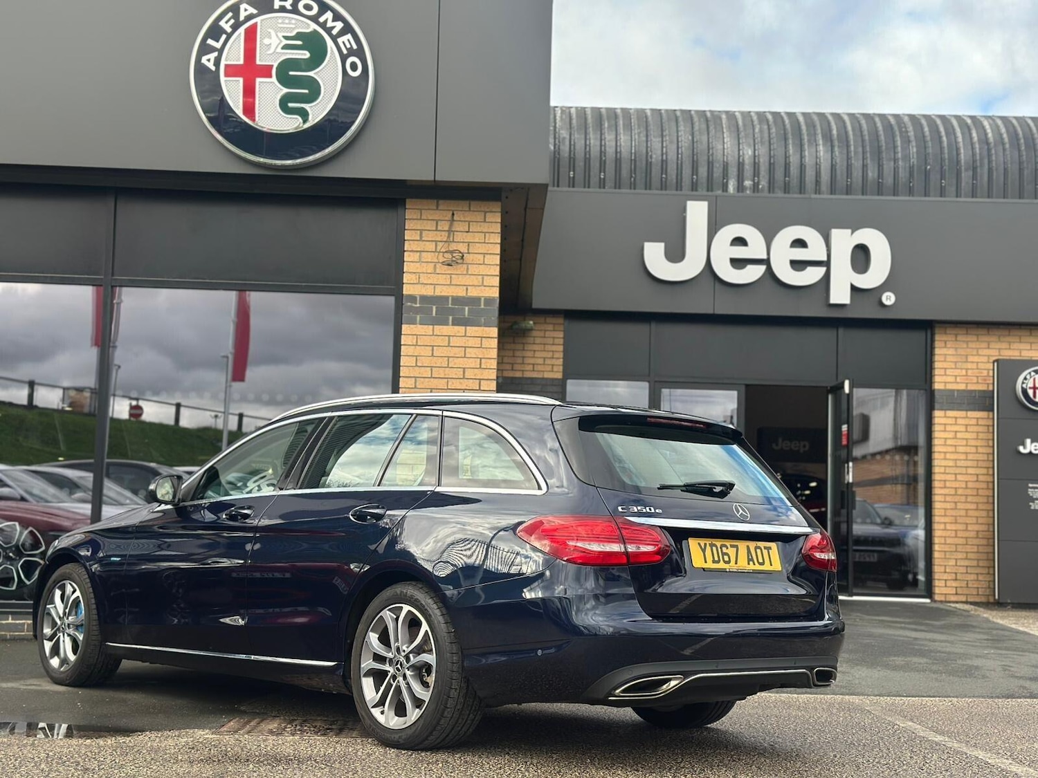 Used Mercedes-Benz C Class 2017 for sale - 76326629: Photo 13