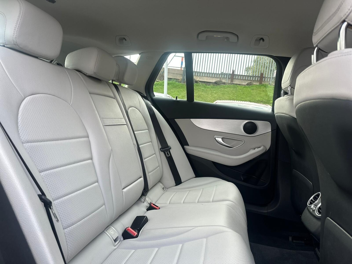 Used Mercedes-Benz C Class 2017 for sale - 76326629: Photo 29