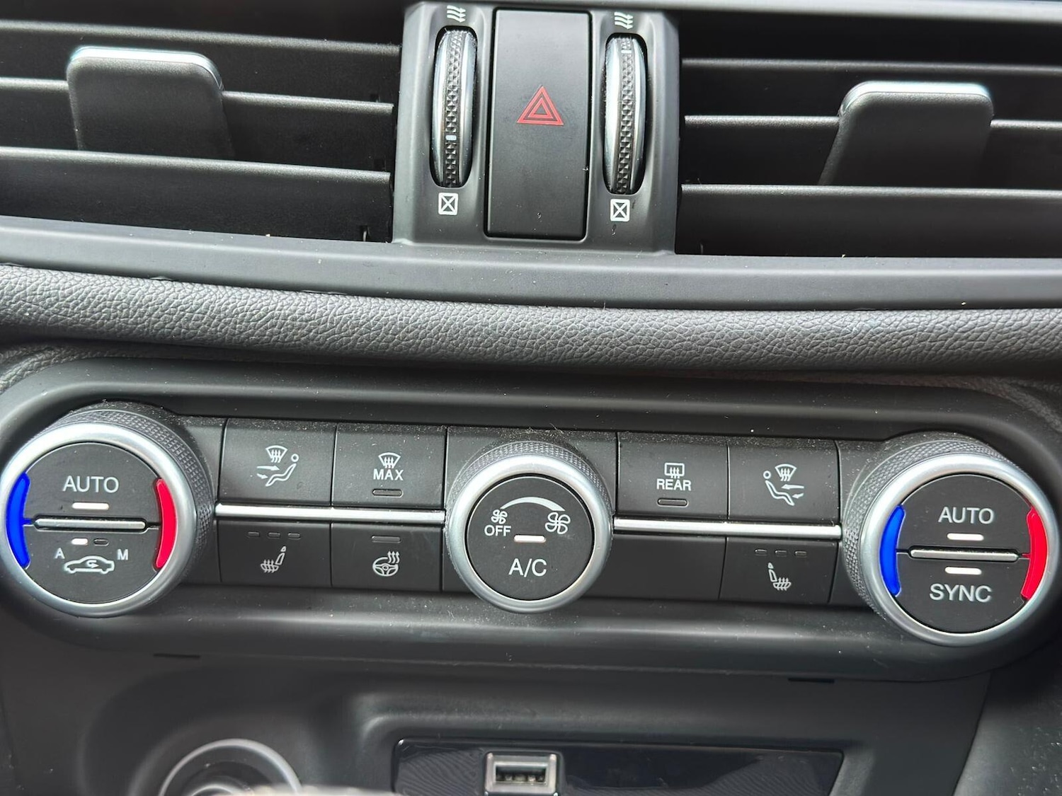 Used Alfa Romeo Giulia 2020 for sale - 76572751: Photo 27