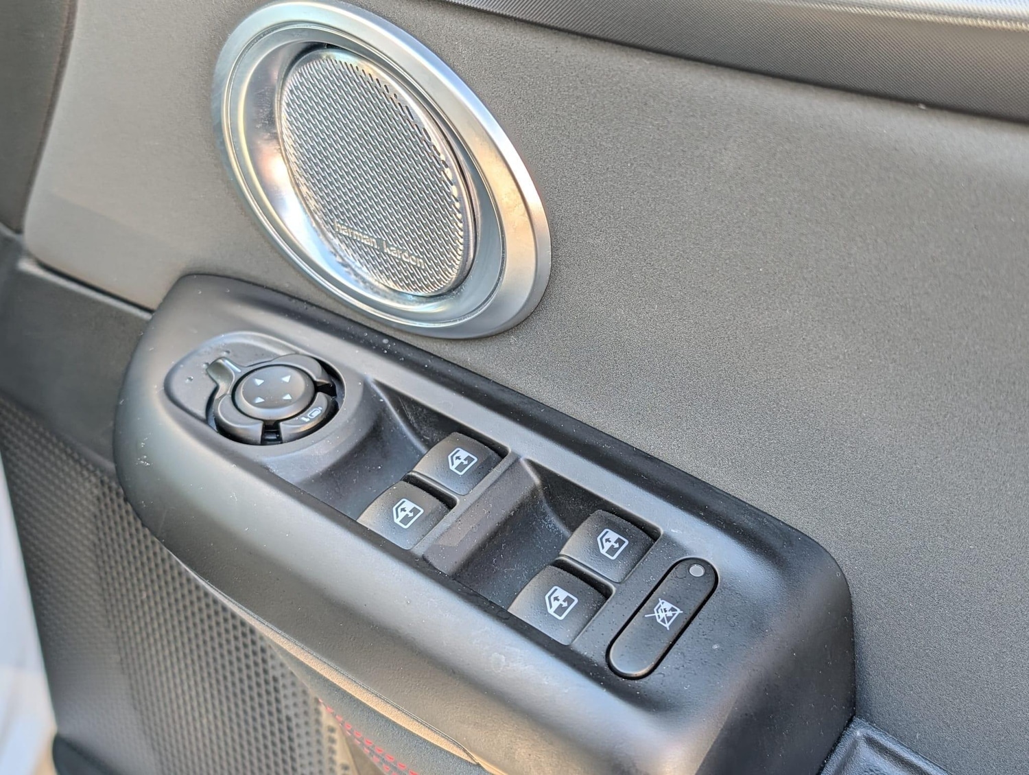 Used Alfa Romeo Tonale 2025 for sale - 76935932: Photo 65