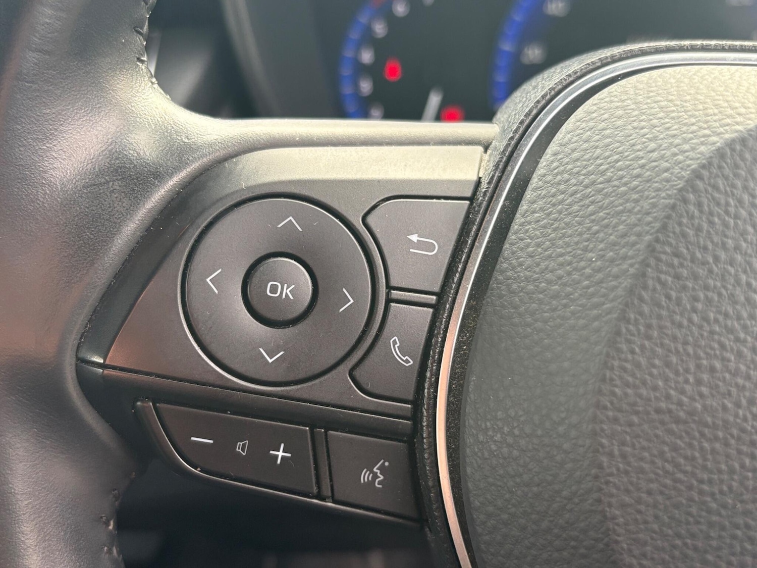 Used Toyota Corolla 2019 for sale - 76759660: Photo 48