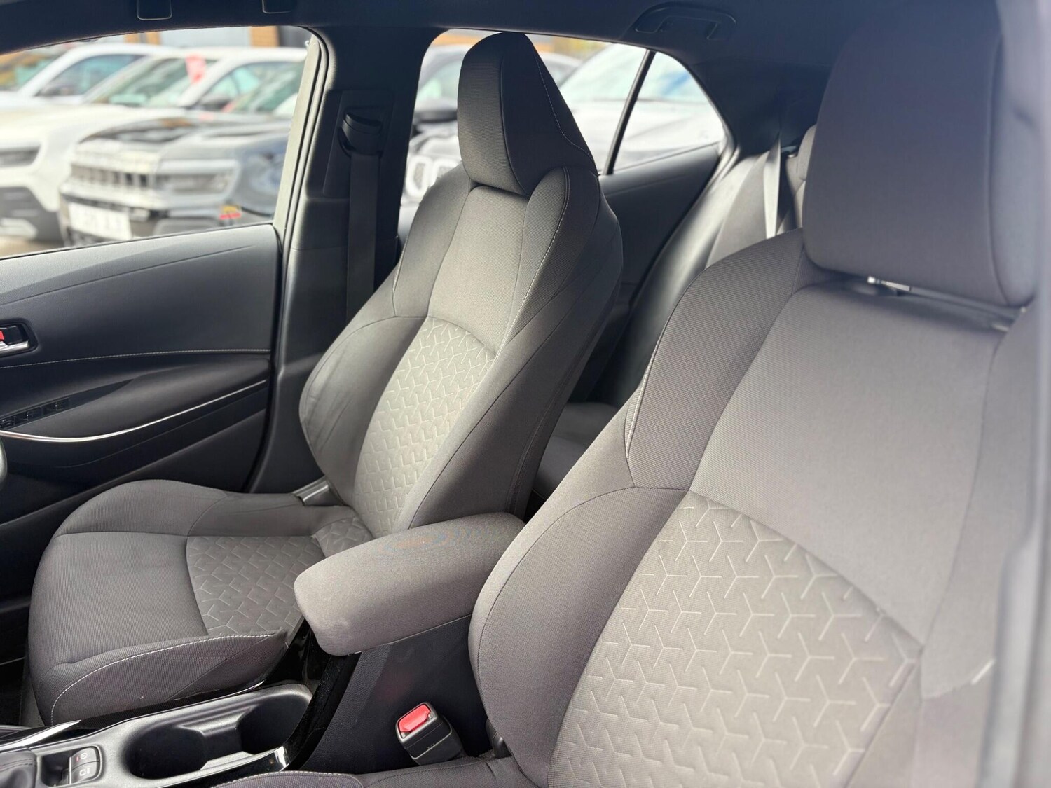 Used Toyota Corolla 2019 for sale - 76759660: Photo 60