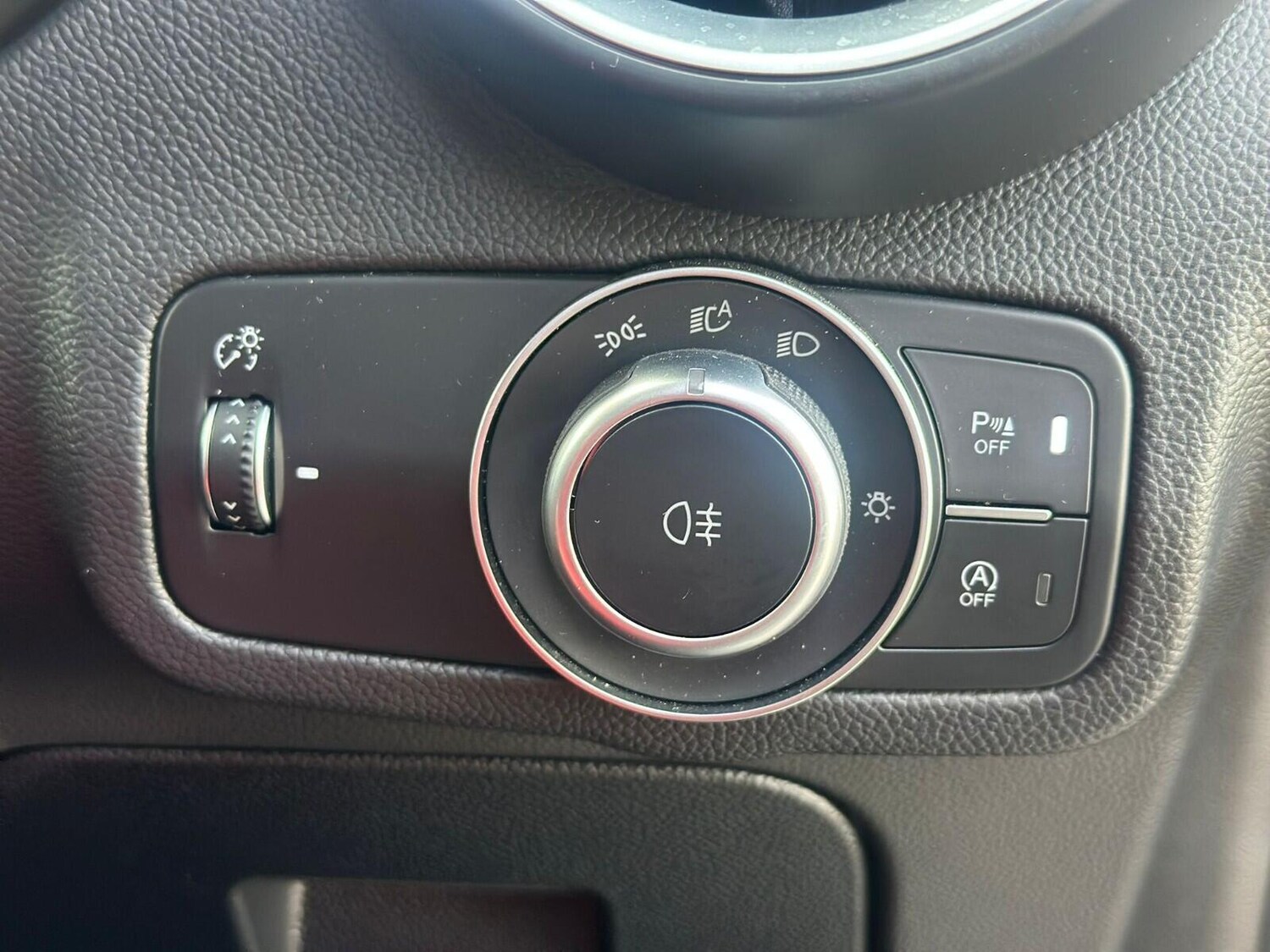 Vehicle 33