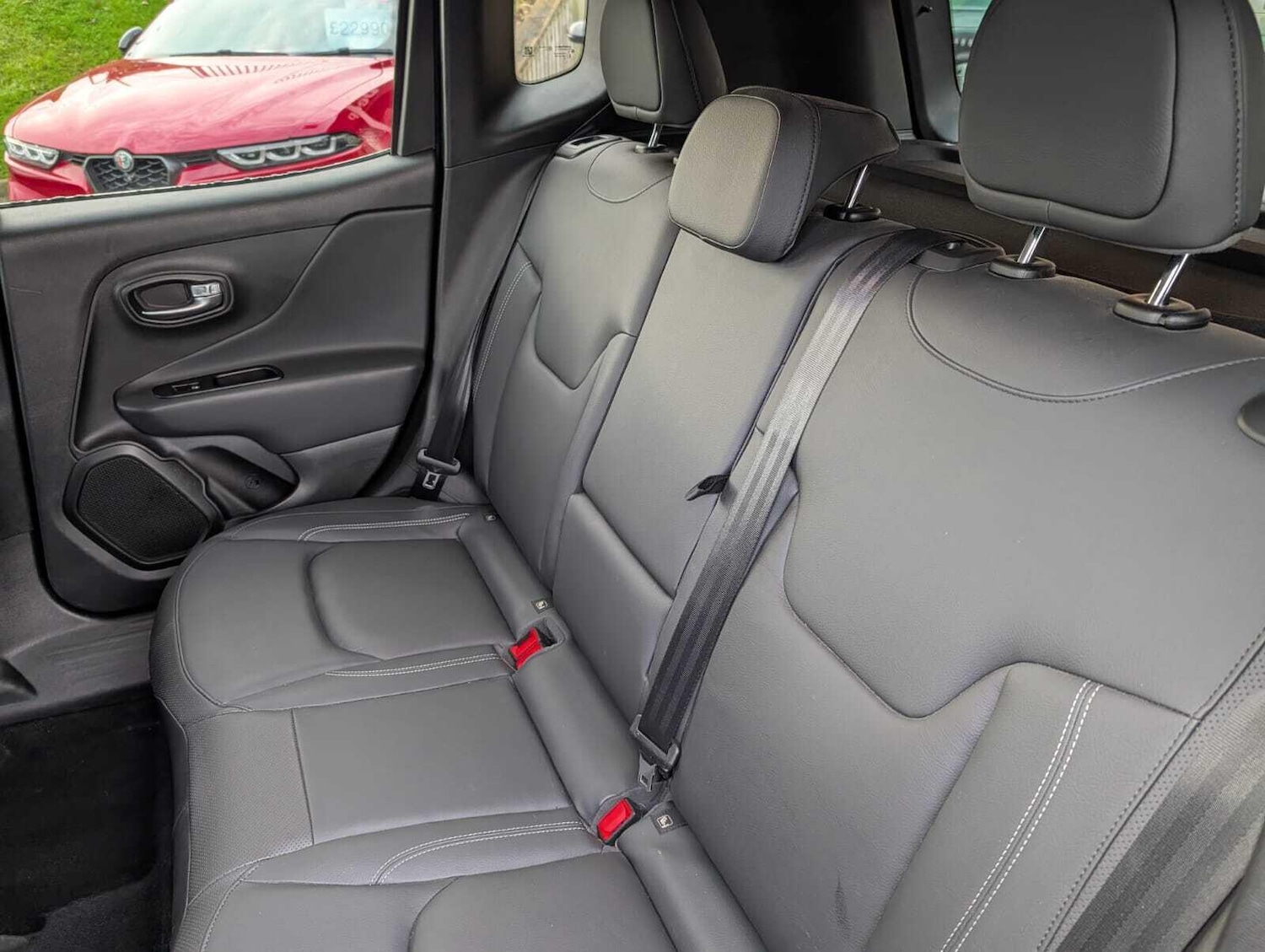 Used Jeep Renegade 2023 for sale - 76898672: Photo 30