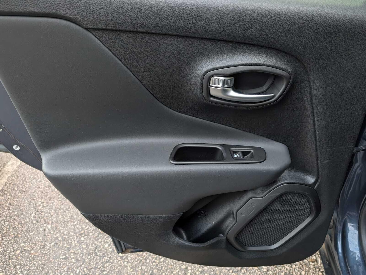 Used Jeep Renegade 2023 for sale - 76898672: Photo 34