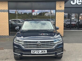Used Volkswagen Touareg 2022 for sale - 75884635: Photo