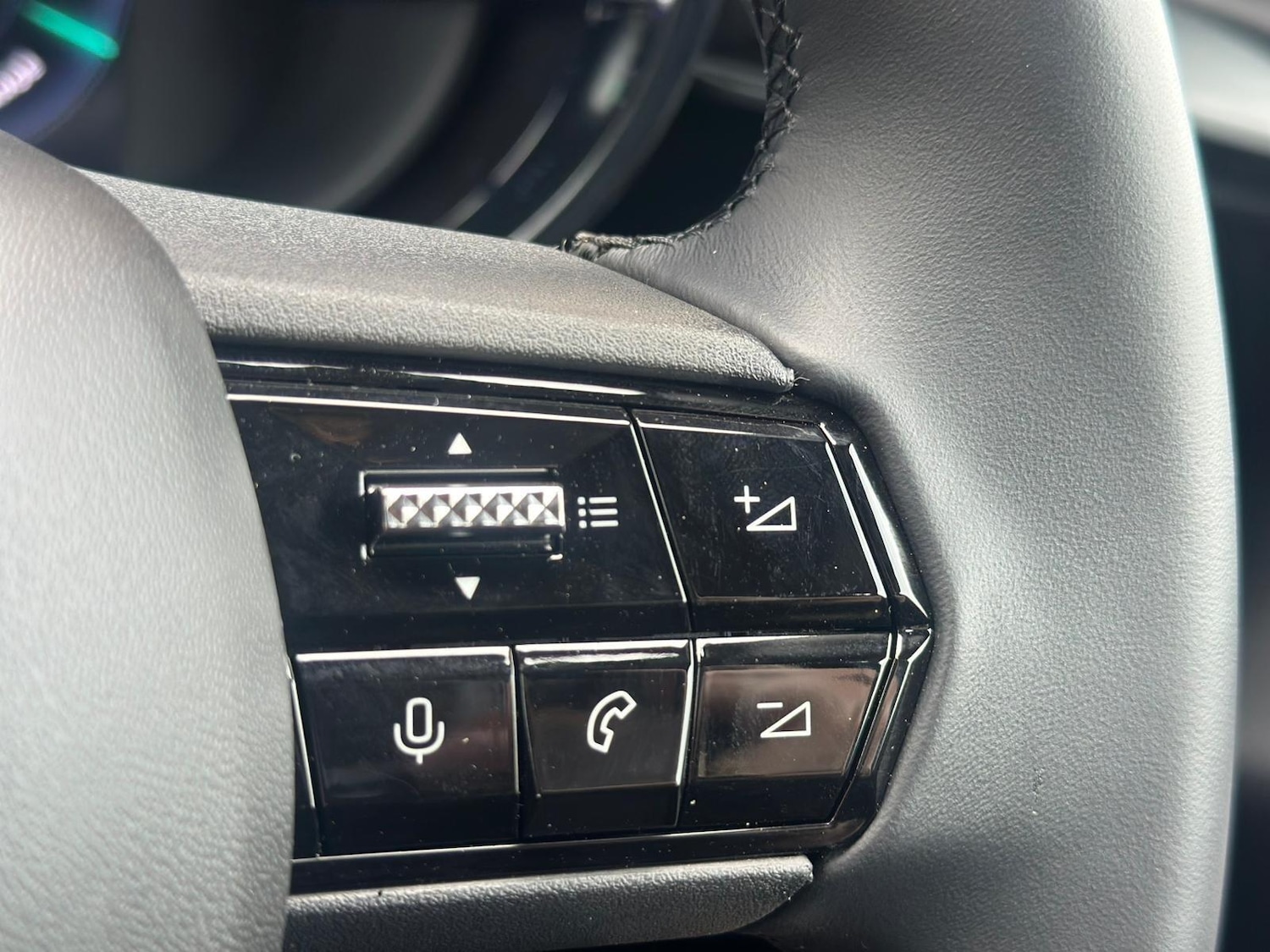 Used Alfa Romeo Junior 2025 for sale - 76109088: Photo 24