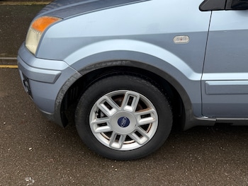 Used Ford Fusion 2006 for sale - 77454627: Photo