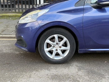 Used Peugeot 208 2016 for sale - 77888349: Photo